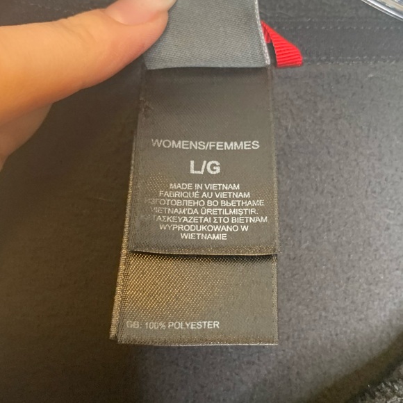 North Face Black Fleece Sweatshirt - Picture 8 of 8